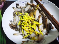 -渔人湾码头海鲜市场负二楼