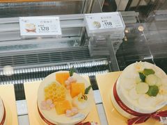 -花花卷卷·鲜食蛋糕(静安久光百货店)