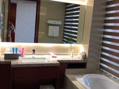 -兴芮温泉度假区