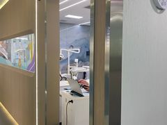 -极光口腔·矫正种植修复(锦江店)