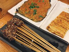 -喝丢一只鞋海鲜烧烤·海肠捞饭(市场店)