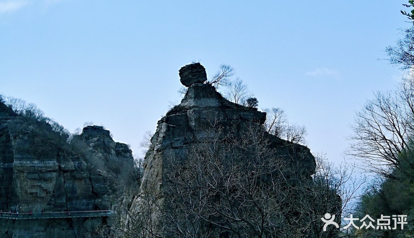 北方的“小黄山”,玻璃栈道让你心惊胆跳