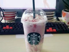 -星巴克臻选(盐城金鹰聚龙湖店)