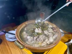 石橄榄炖鸡-洪大厨鸡煲(福田店)