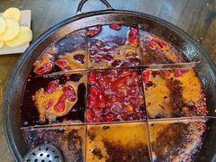 -铜元老码头鳝鱼火锅