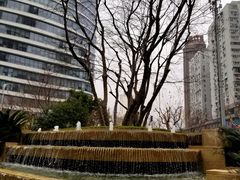 -浅深(世茂滨江精品店)