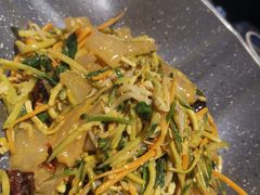-95号酱骨·一块豆腐(展春园西路店)