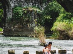 -高荡千年布依古寨旅游景区