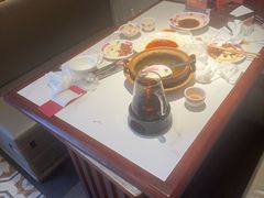 -炆艺乳鸽·煲仔饭大排档(望京来广营店)