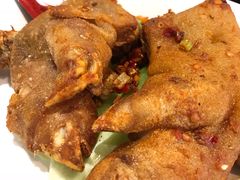 脆皮猪手-刘胖子家常菜·蹄花焖藕(中南店)