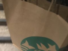 -星巴克(广州动漫星城东区店)
