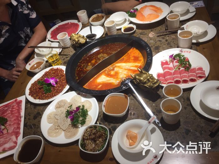 老阿婆火锅(火车站店)图片 - 第3张