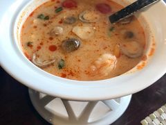 冬阴功汤-食肆&Fourteen(武林夜市店)