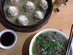 -忆秦园小笼包(惠山古镇总店)