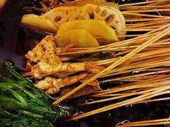-拈签一笑黄牛肉辣卤串串