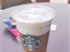 -星巴克臻选(上海虹桥新天地三店)