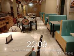 -丹江口渔村·湘味厨房(桃园店)