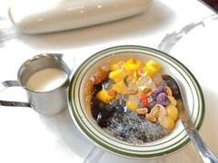超级桃胶芋圆-堂屋糖水店(愚园店)