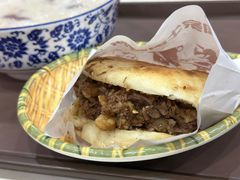 牛肉烧饼（多肉）-穆得·老周家牛肉烧饼(普利街店)