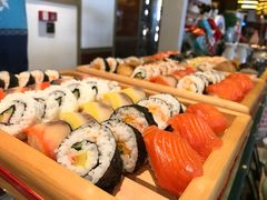 寿司-大中华希尔顿酒店-念自助餐·嗨啤·小龙虾