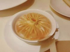 蟹肉灌汤小笼包-利苑酒家(合景国际金融广场店)
