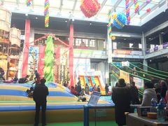 -蒙特利亲子乐园