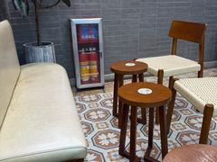 -茶理宜世(乐峰广场·尝乐集店)