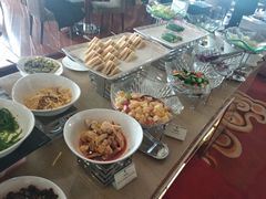 -荣誉国际酒店-云顶旋转餐厅