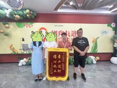 -业之峰装饰•环保家装(青岛店)