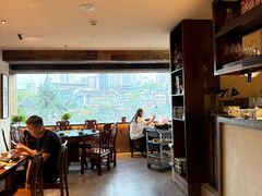 -包整·丝娃娃(甲秀楼景观店)