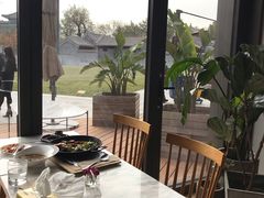 靠窗位-The Rug Cafe(王府中环店)