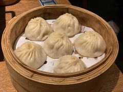 弄堂里的小笼包-弄堂里·寻味杭州(湖滨银泰in77C区店)