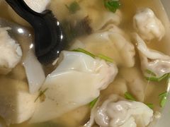 -手劲鱼丸馄饨铺(哈一百店)