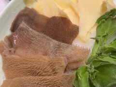 -红鼎豆捞·非遗鲍皇汤火锅(宝丰路店)