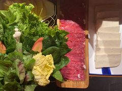 -野山舂·贵州现舂酸汤牛肉(鸿通城店)