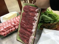 -壹条龙饭庄台基厂店