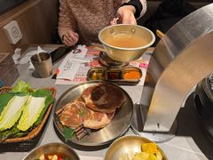 -草家酱蟹炭火烤肉店(珲春南路一店)