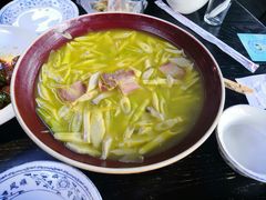 -吴越荣记苏州菜·松鼠桂鱼(月光码头店)