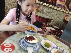 -广信牛奶甜品世家(台东店)