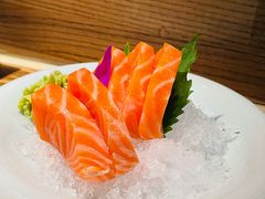 三文鱼-筱田の食堂·izakaya(淮海中路店)