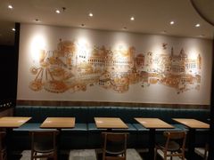 等位区-必胜客(鼓楼店)