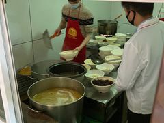 -文山荷鲜居(翠湖店)