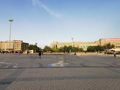 -艾提尕尔清真寺