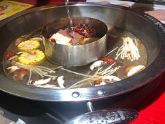 -谭鸭血老火锅(万象九宜城店)
