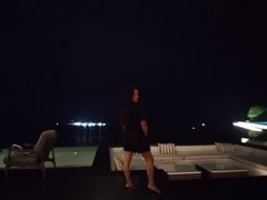 -瑰丽酒店·海吧·天际下午茶·现场DJ·天台酒吧
