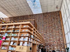 -朵云书院(滴水湖店)