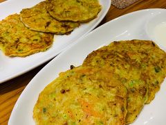 西葫芦饼配酸奶-TUK土耳其餐厅·下午茶(卢湾店)