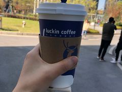 -瑞幸咖啡(云密城J栋店)