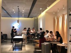 大堂-喜茶(深圳东门1234店)