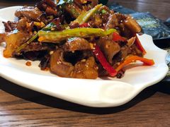 -喝丢一只鞋辣炒海鲜小烧烤(三八广场店)